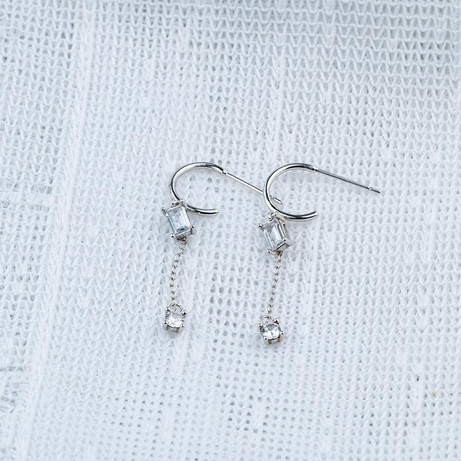 Suri Swing Earring - Meg & Zoe